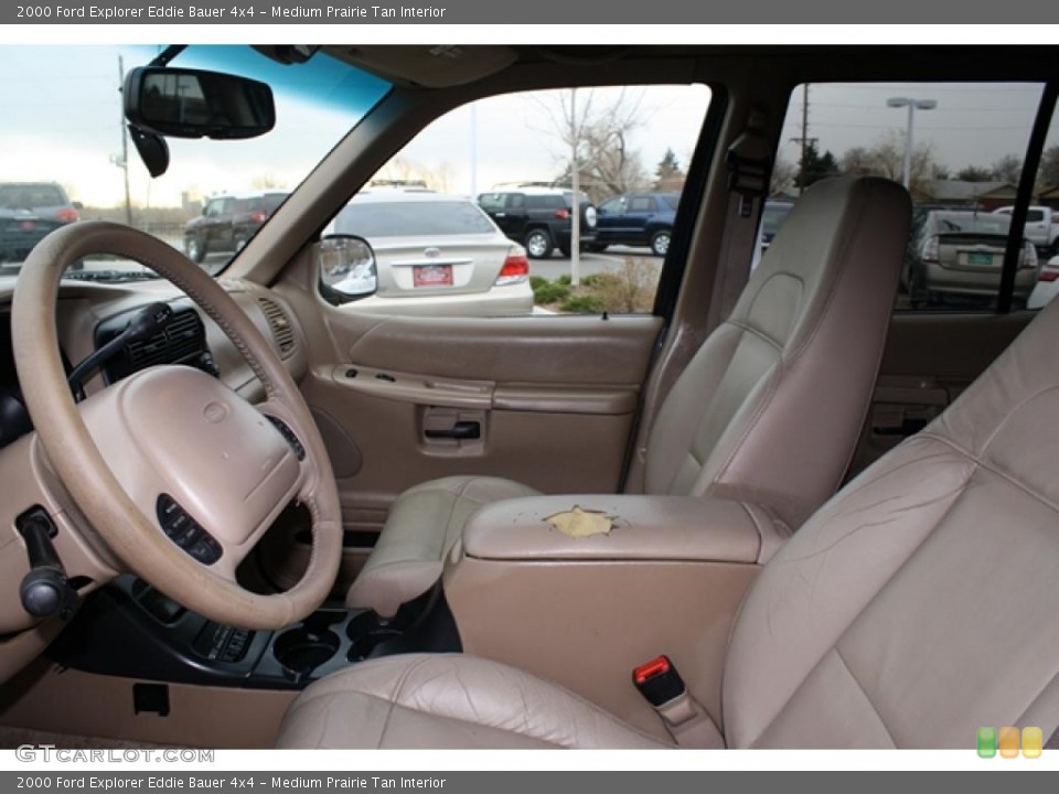 Medium Prairie Tan Interior Photo for the 2000 Ford Explorer Eddie Bauer 4x4 #41193926