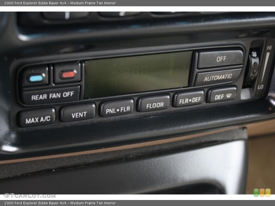 Medium Prairie Tan Interior Controls for the 2000 Ford Explorer Eddie Bauer 4x4 #41194110
