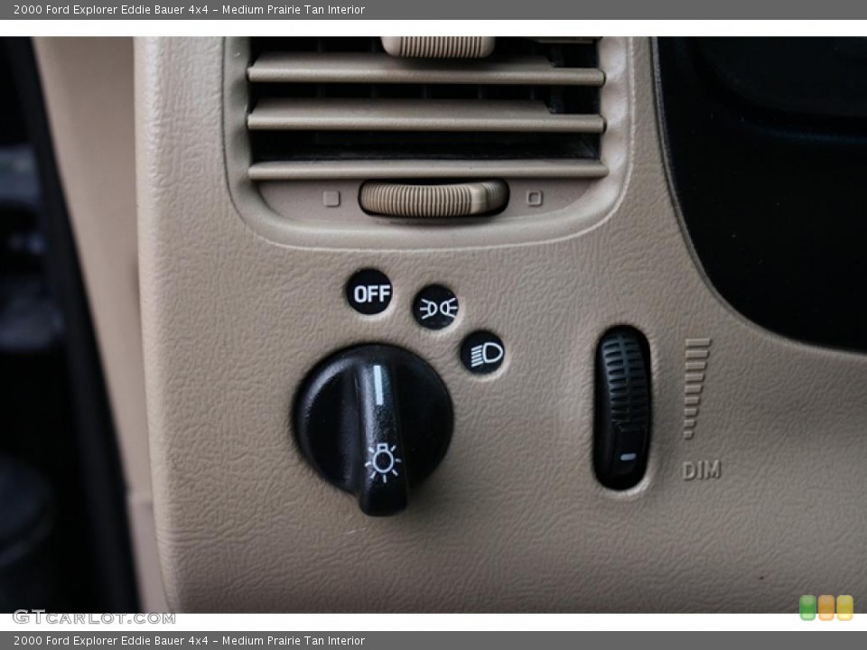 Medium Prairie Tan Interior Controls for the 2000 Ford Explorer Eddie Bauer 4x4 #41194186