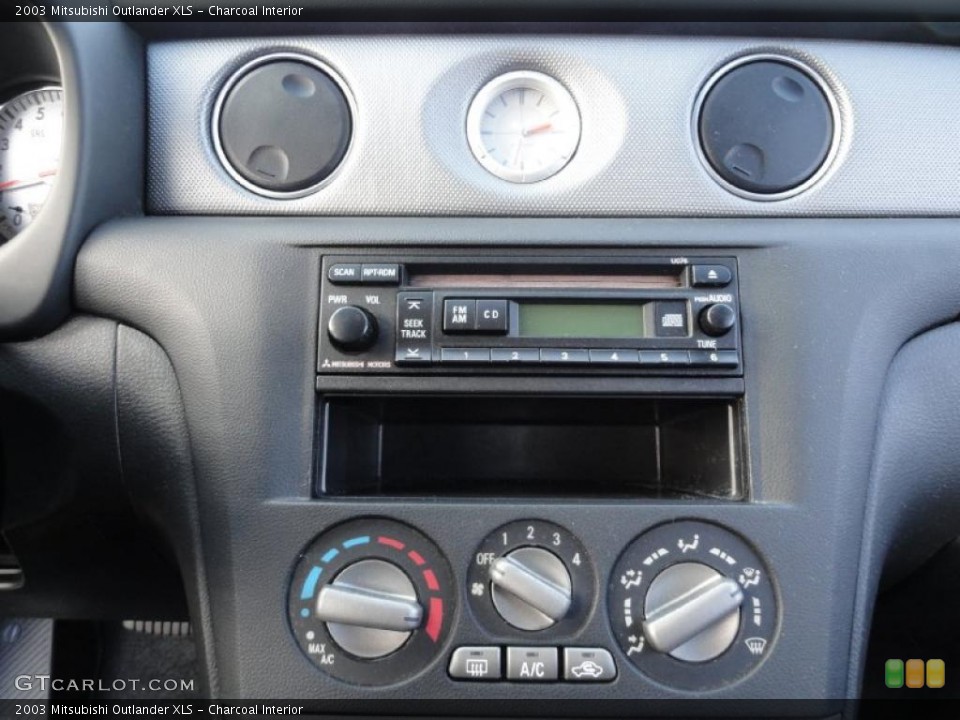 Charcoal Interior Controls for the 2003 Mitsubishi Outlander XLS #41197370