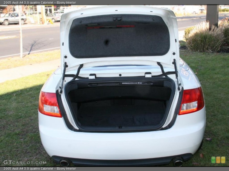 Ebony Interior Trunk for the 2005 Audi A4 3.0 quattro Cabriolet #41198198