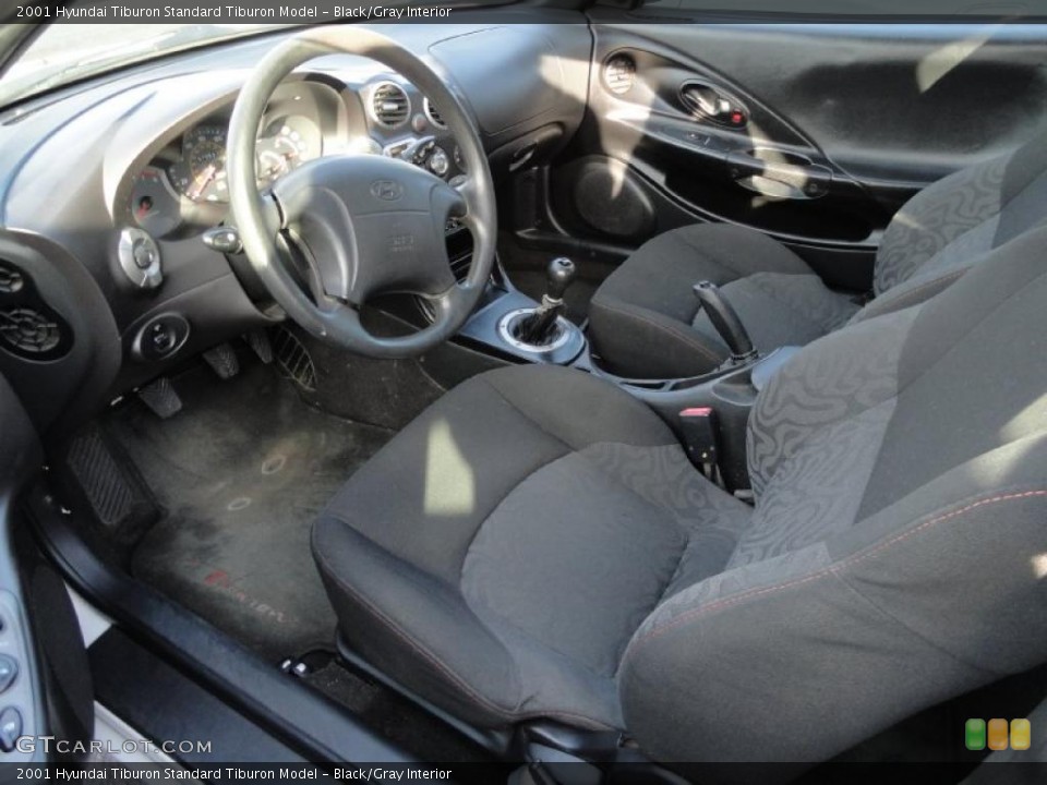 Black/Gray Interior Photo for the 2001 Hyundai Tiburon  #41198814