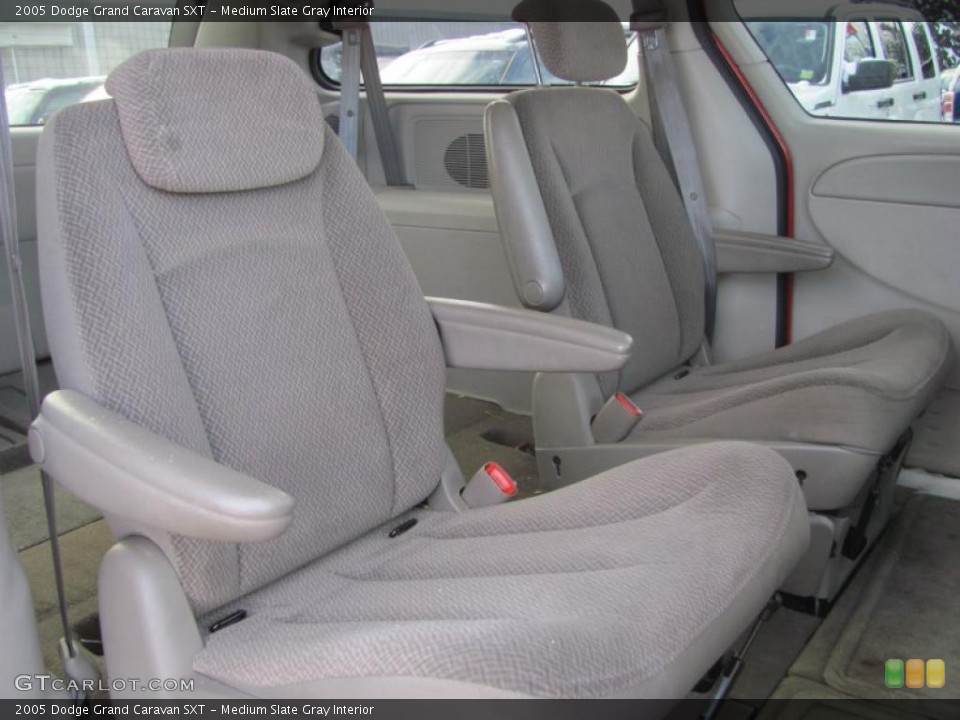 Medium Slate Gray Interior Photo for the 2005 Dodge Grand Caravan SXT #41202802