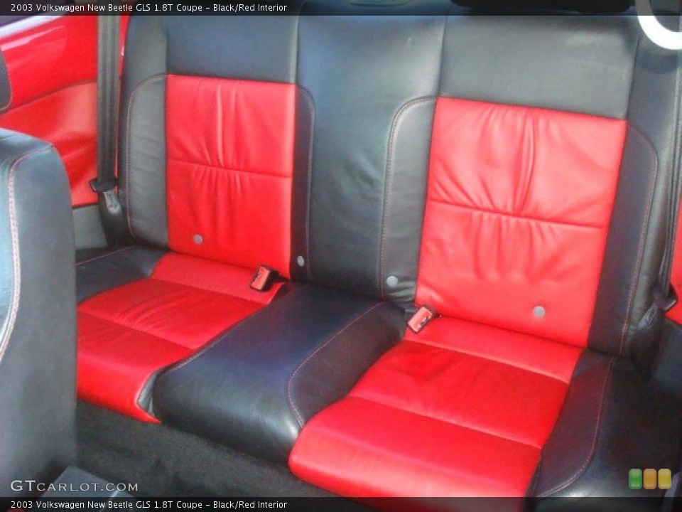 Black/Red Interior Photo for the 2003 Volkswagen New Beetle GLS 1.8T Coupe #41207358
