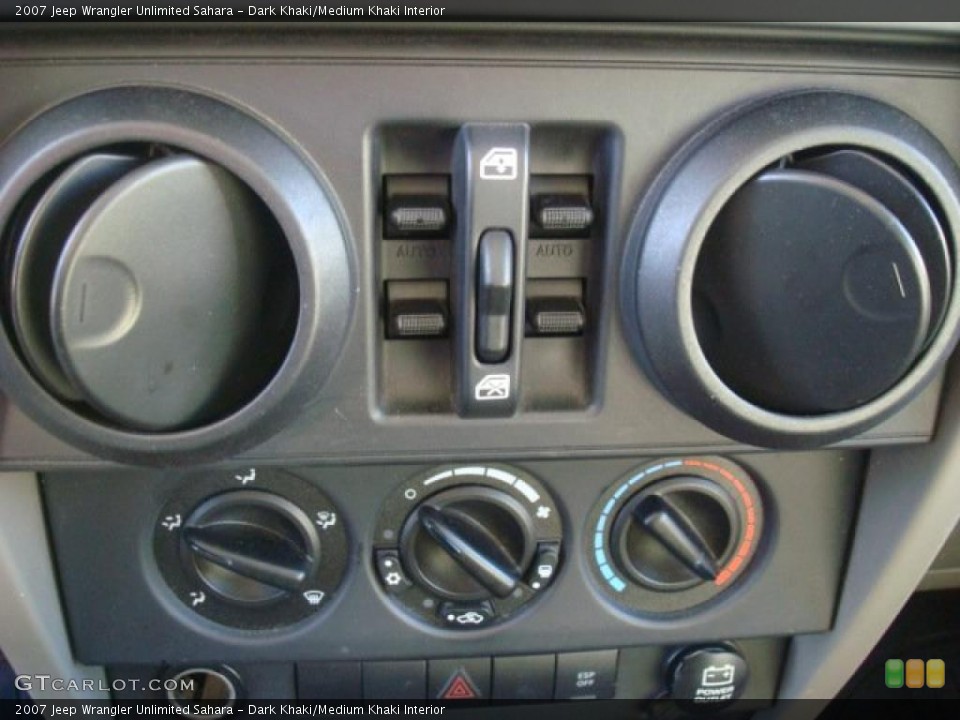 Dark Khaki/Medium Khaki Interior Controls for the 2007 Jeep Wrangler Unlimited Sahara #41209027