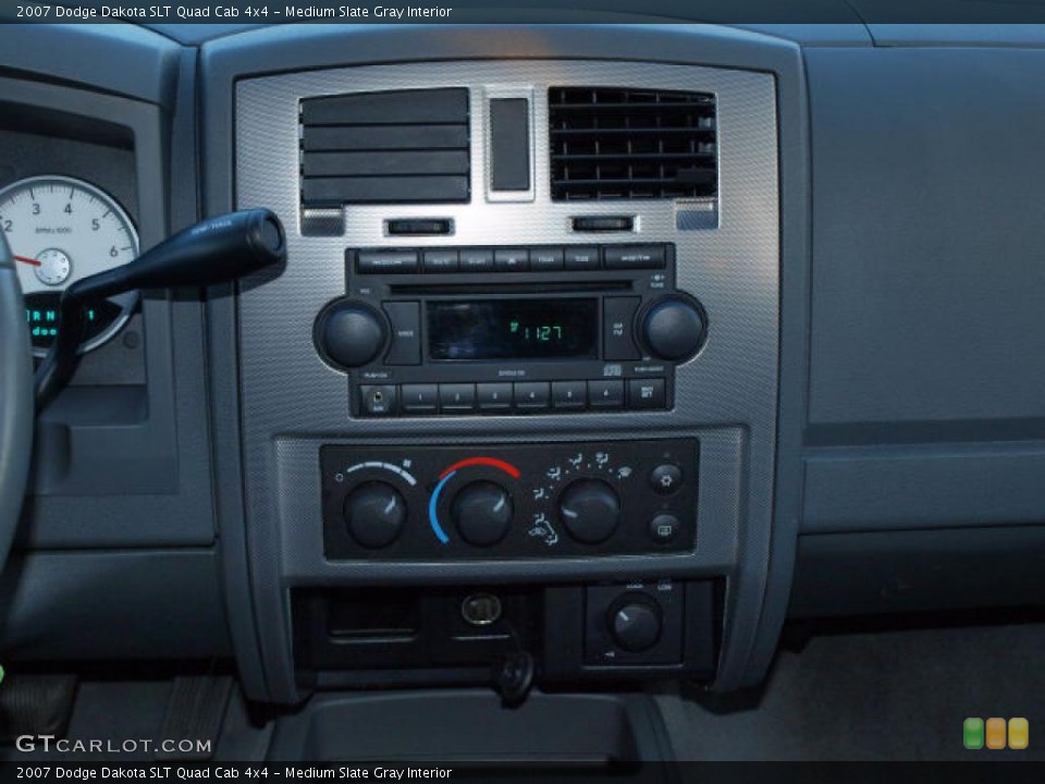 Medium Slate Gray Interior Controls for the 2007 Dodge Dakota SLT Quad Cab 4x4 #41210235