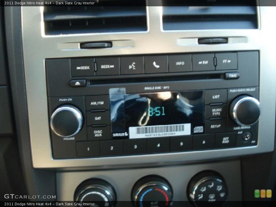 Dark Slate Gray Interior Controls for the 2011 Dodge Nitro Heat 4x4 #41212471