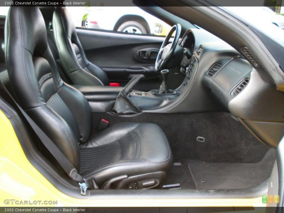 Black Interior Photo for the 2003 Chevrolet Corvette Coupe #41215299