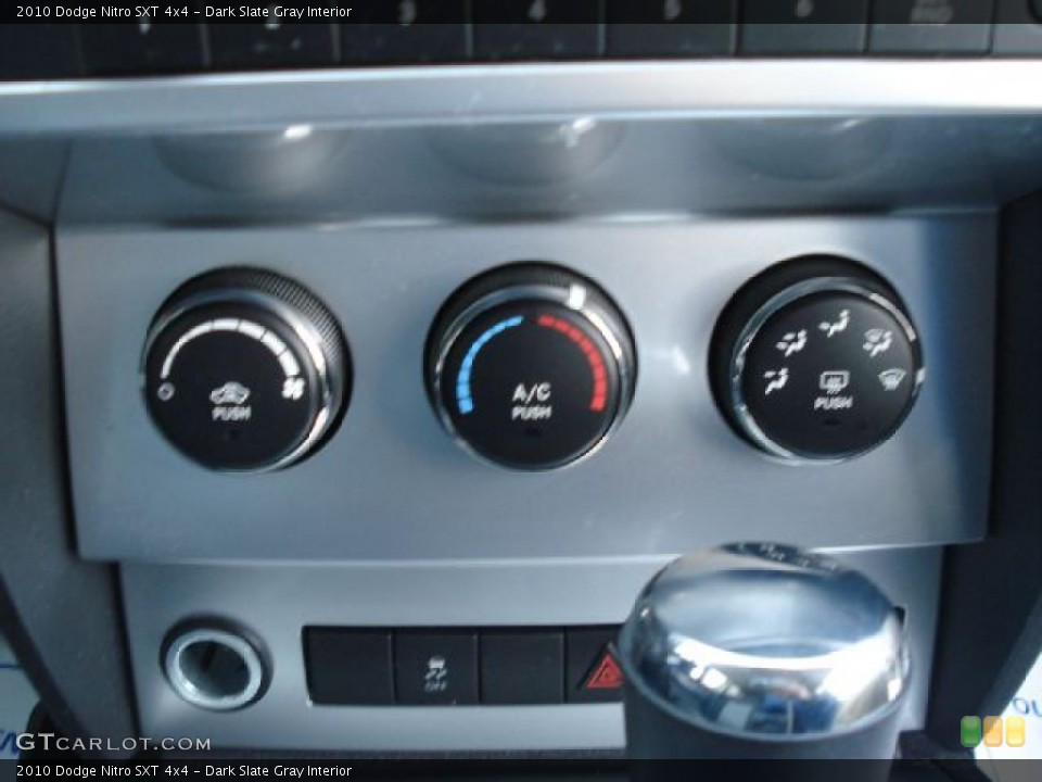 Dark Slate Gray Interior Controls for the 2010 Dodge Nitro SXT 4x4 #41218044