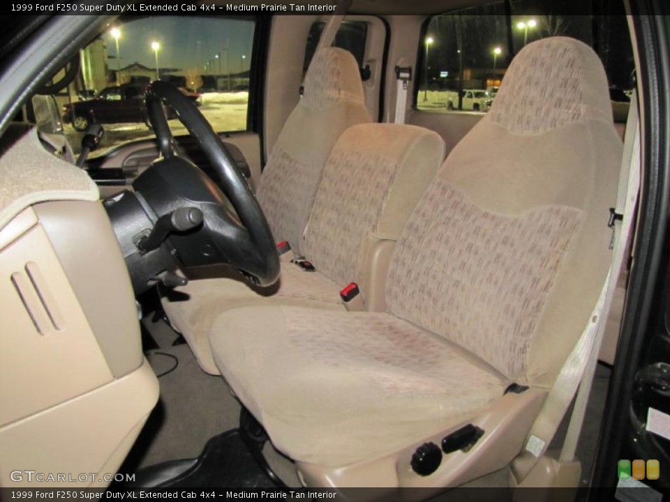 Medium Prairie Tan Interior Photo for the 1999 Ford F250 Super Duty XL Extended Cab 4x4 #41219563