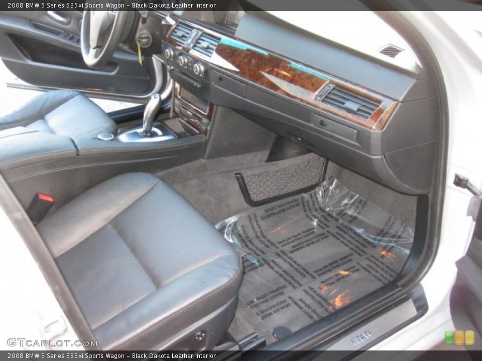 Black Dakota Leather Interior Dashboard for the 2008 BMW 5 Series 535xi Sports Wagon #41222063