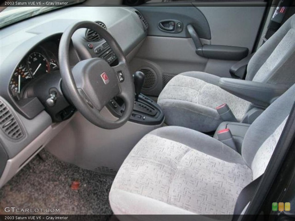Gray Interior Photo for the 2003 Saturn VUE V6 #41224711
