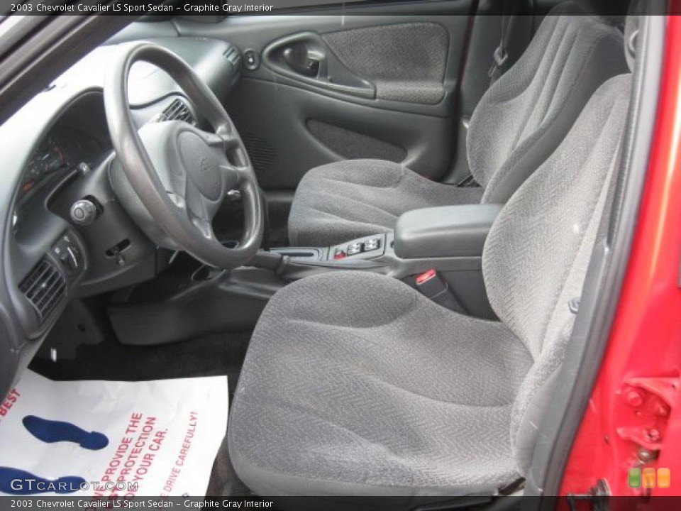 Graphite Gray Interior Photo for the 2003 Chevrolet Cavalier LS Sport Sedan #41226795