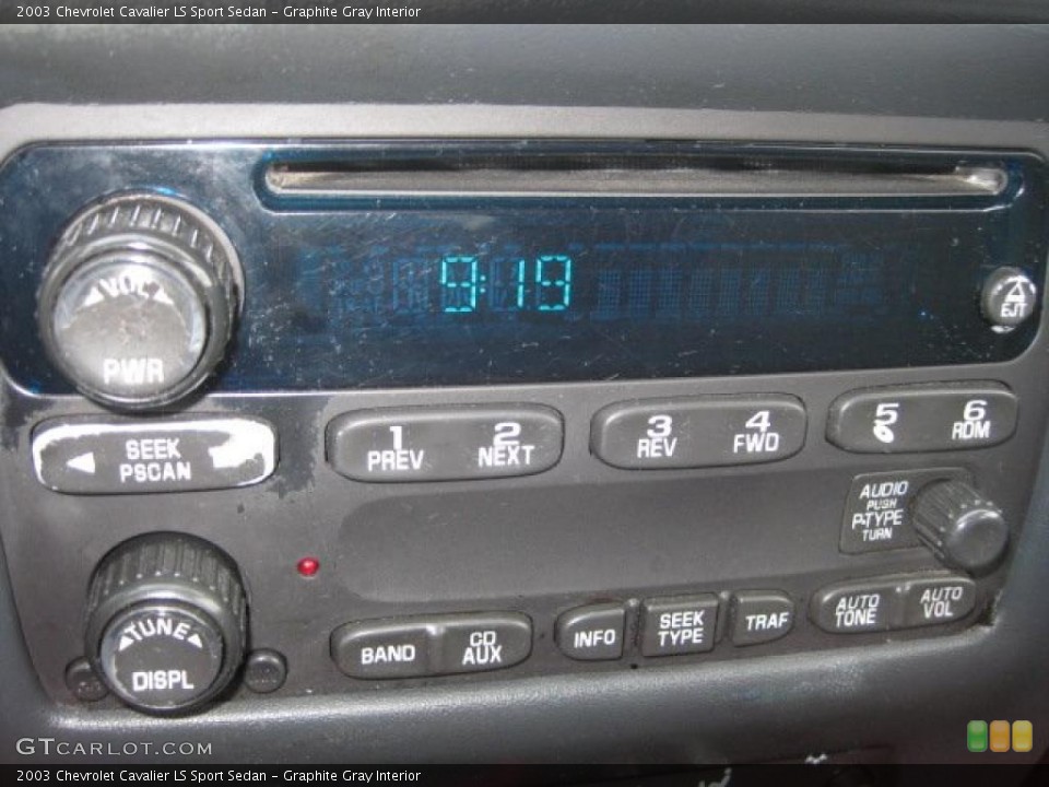 Graphite Gray Interior Controls for the 2003 Chevrolet Cavalier LS Sport Sedan #41227163