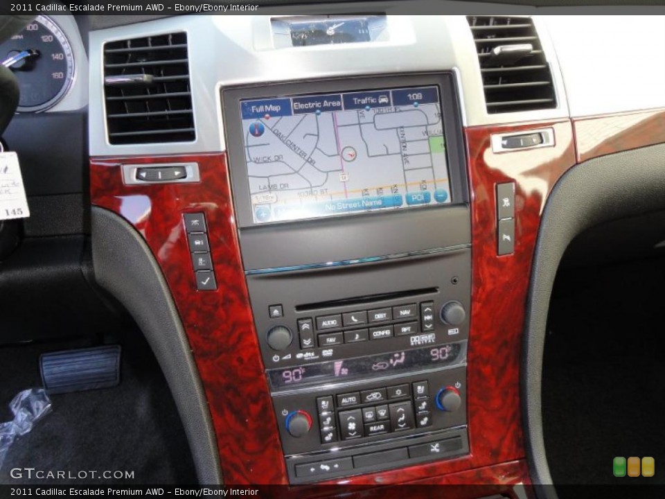 Ebony/Ebony Interior Controls for the 2011 Cadillac Escalade Premium AWD #41229351