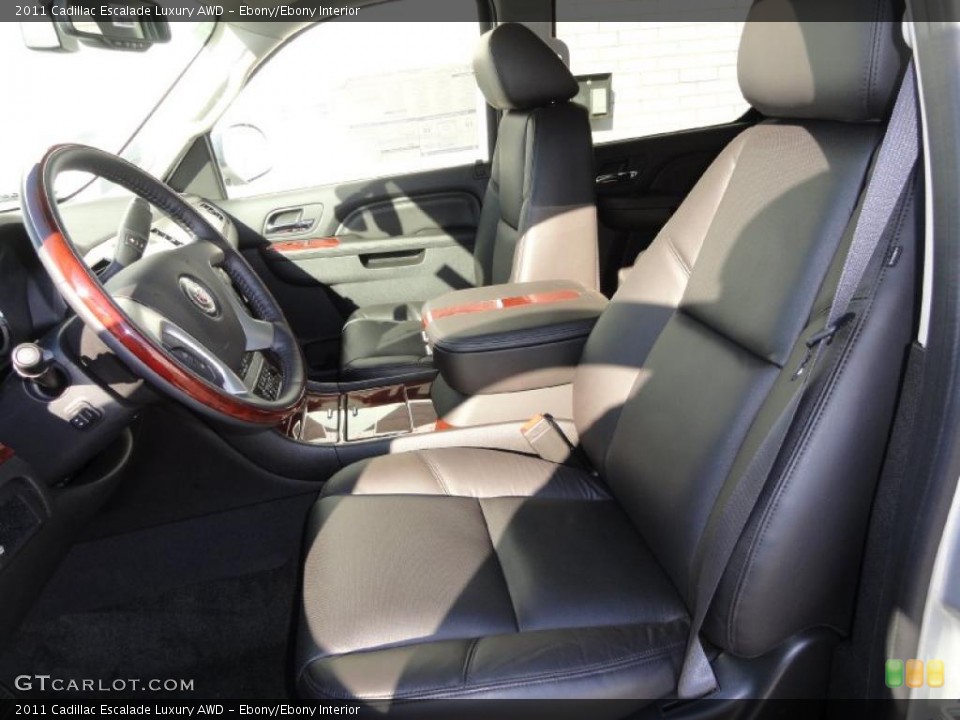 Ebony/Ebony Interior Photo for the 2011 Cadillac Escalade Luxury AWD #41229779