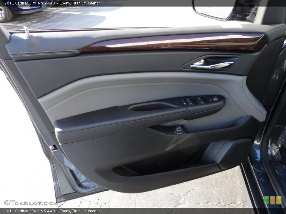 Ebony/Titanium Interior Door Panel for the 2011 Cadillac SRX 4 V6 AWD #41230367