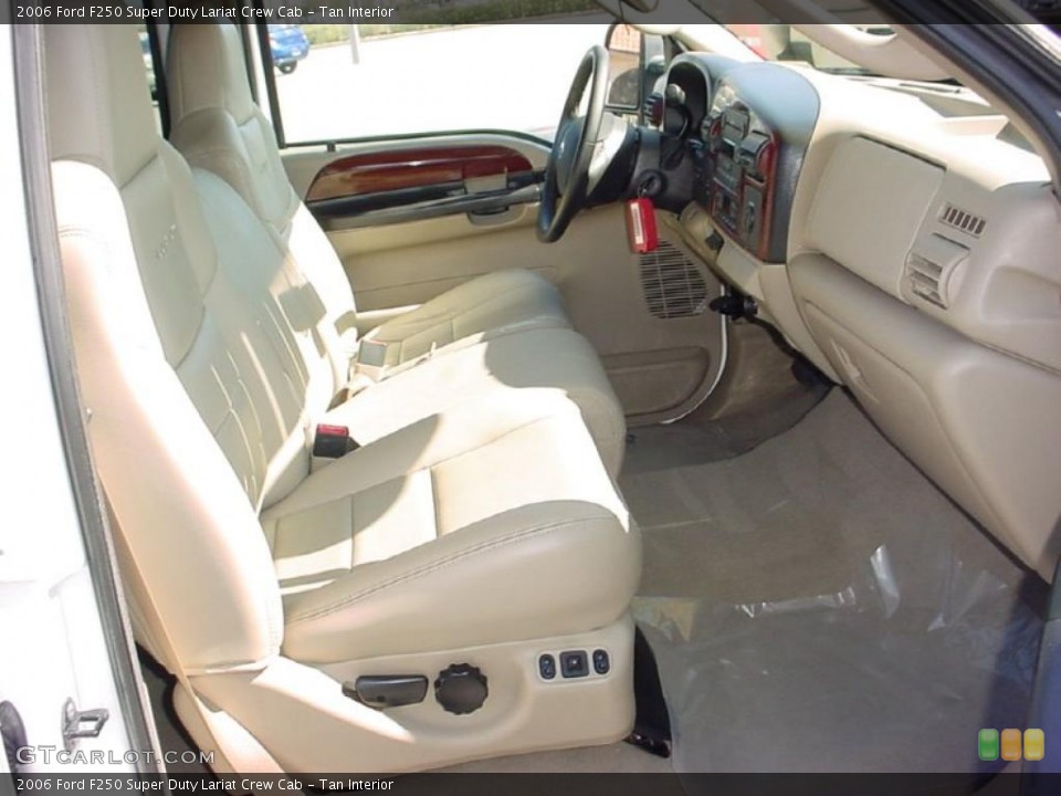 Tan Interior Photo for the 2006 Ford F250 Super Duty Lariat Crew Cab #41231951