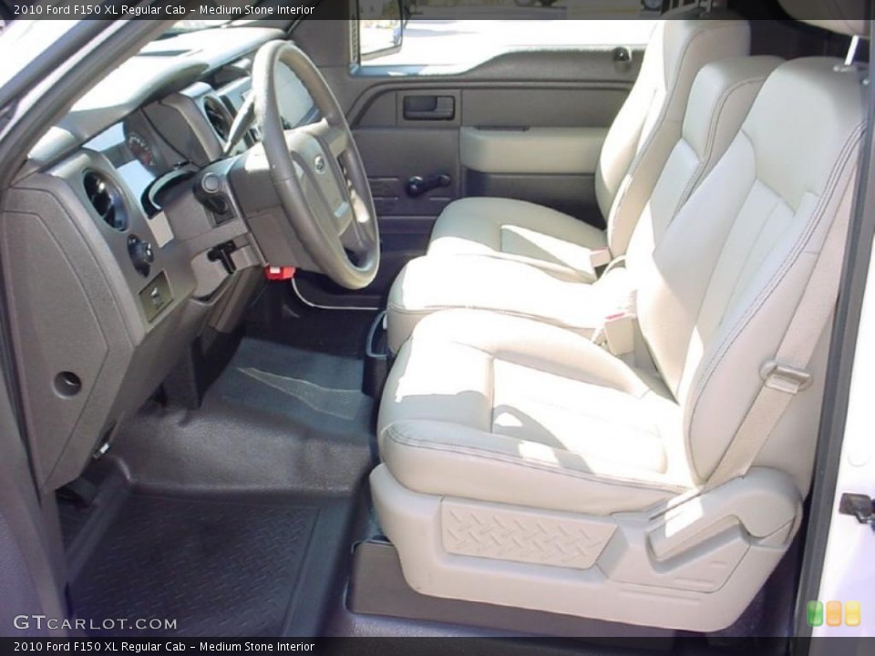 Medium Stone Interior Photo for the 2010 Ford F150 XL Regular Cab #41232315