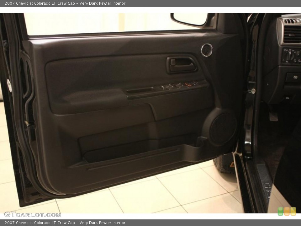 Very Dark Pewter Interior Door Panel for the 2007 Chevrolet Colorado LT Crew Cab #41232627