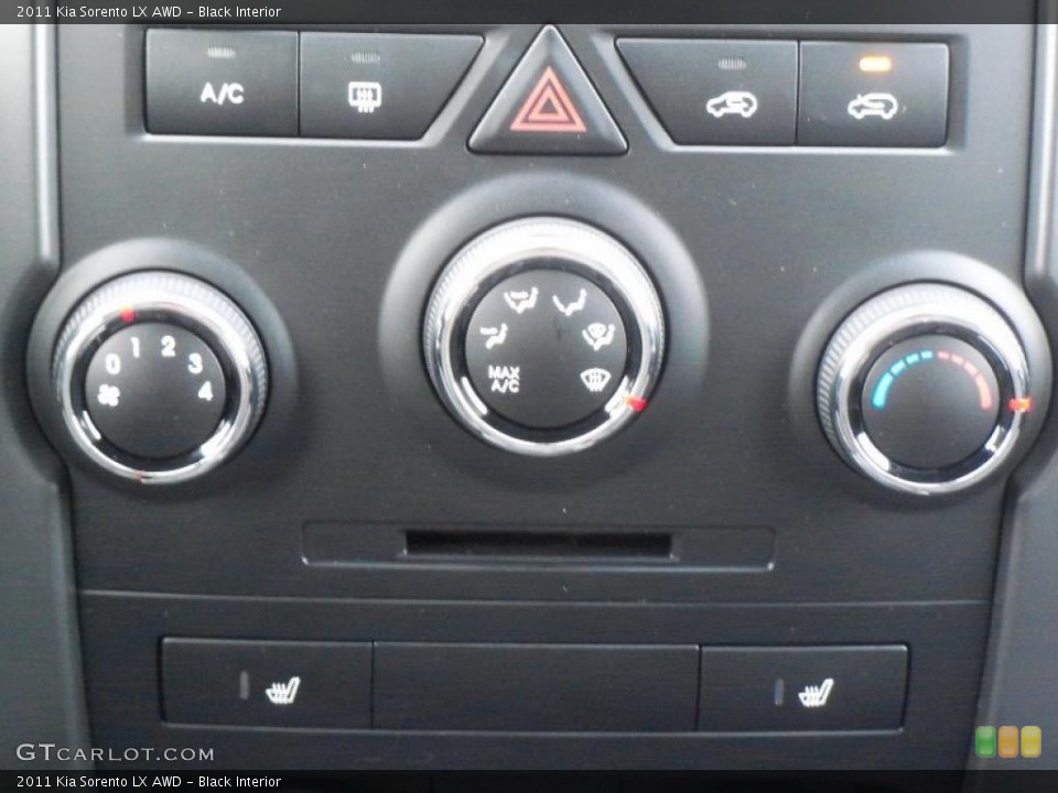 Black Interior Controls for the 2011 Kia Sorento LX AWD #41234499