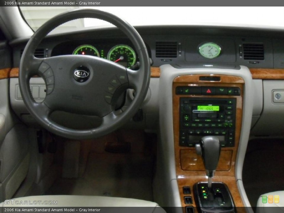 Gray Interior Dashboard for the 2006 Kia Amanti  #41235287