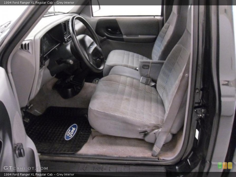 Grey Interior Photo for the 1994 Ford Ranger XL Regular Cab #41235583