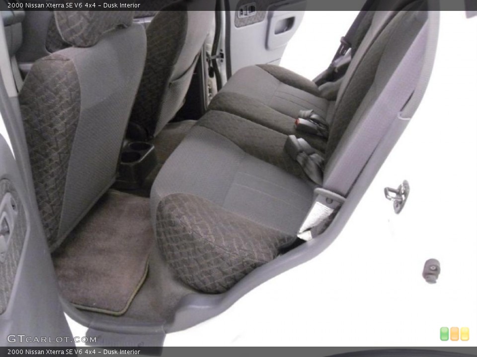 Dusk Interior Photo for the 2000 Nissan Xterra SE V6 4x4 #41235719