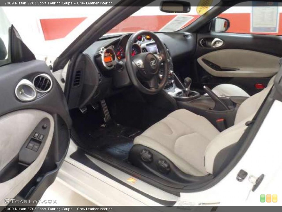 Gray Leather Interior Photo for the 2009 Nissan 370Z Sport Touring Coupe #41240979