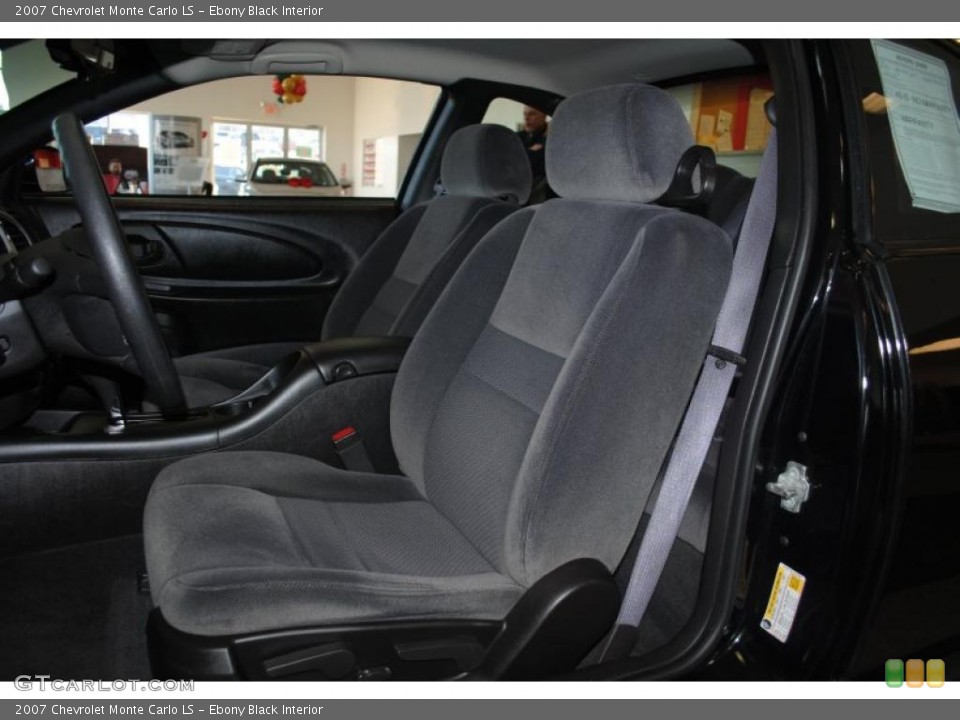 Ebony Black Interior Photo for the 2007 Chevrolet Monte Carlo LS #41241412