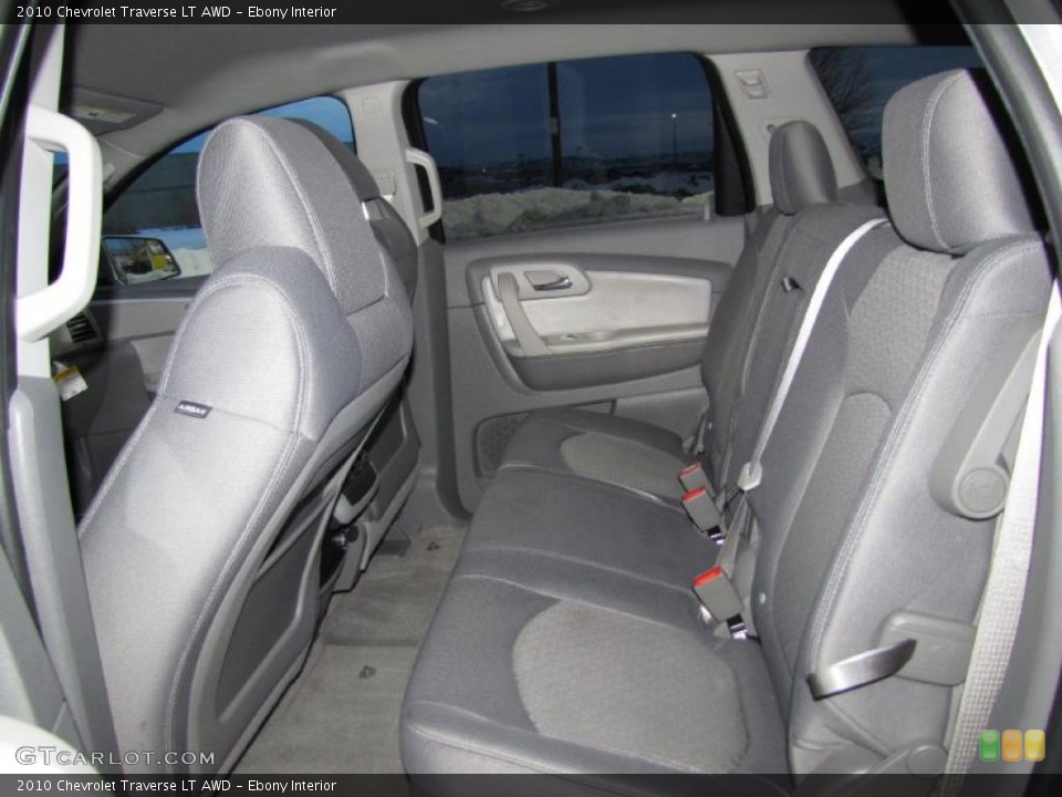 Ebony Interior Photo for the 2010 Chevrolet Traverse LT AWD #41242044
