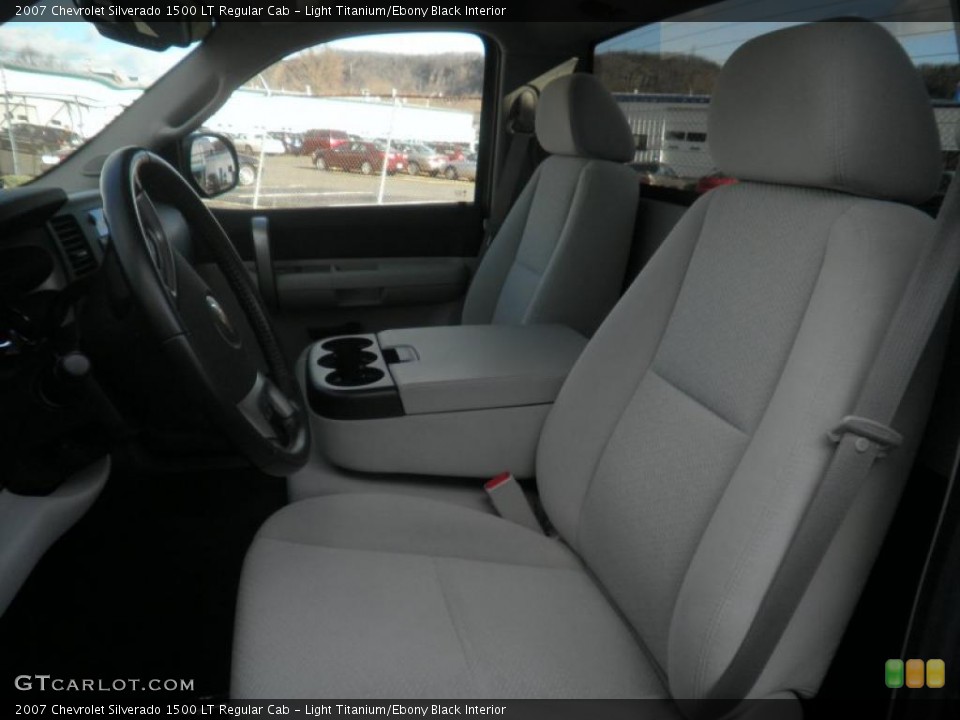 Light Titanium/Ebony Black Interior Photo for the 2007 Chevrolet Silverado 1500 LT Regular Cab #41248849