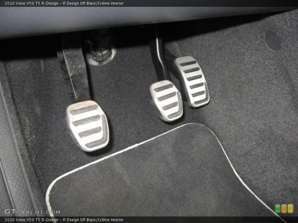 R Design Off Black/Créme Interior Controls for the 2010 Volvo V50 T5 R-Design #41252629