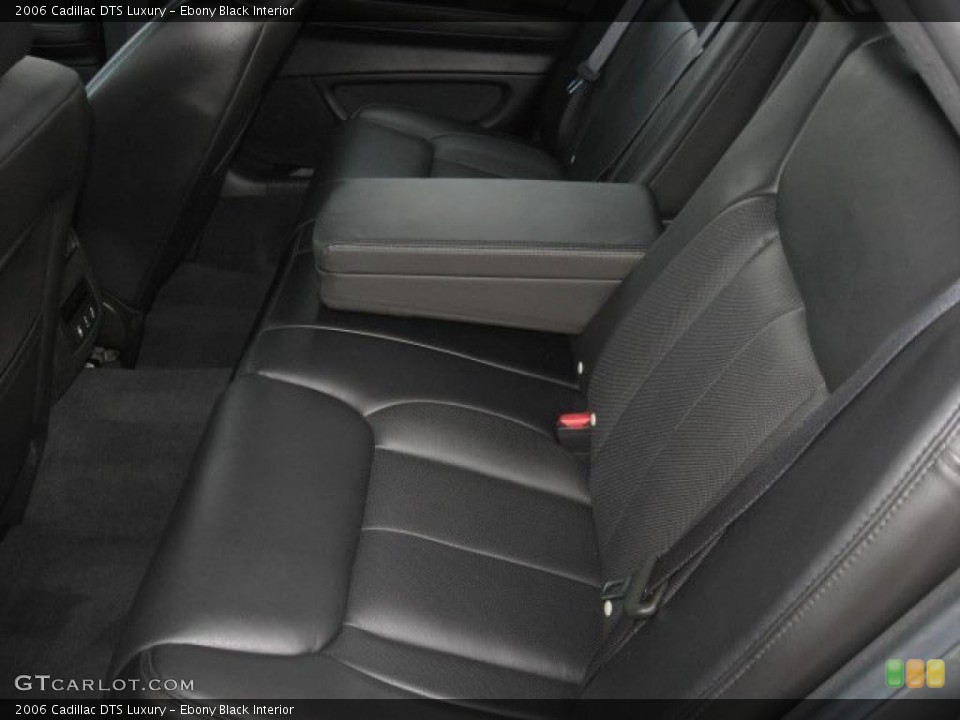 Ebony Black Interior Photo for the 2006 Cadillac DTS Luxury #41253533