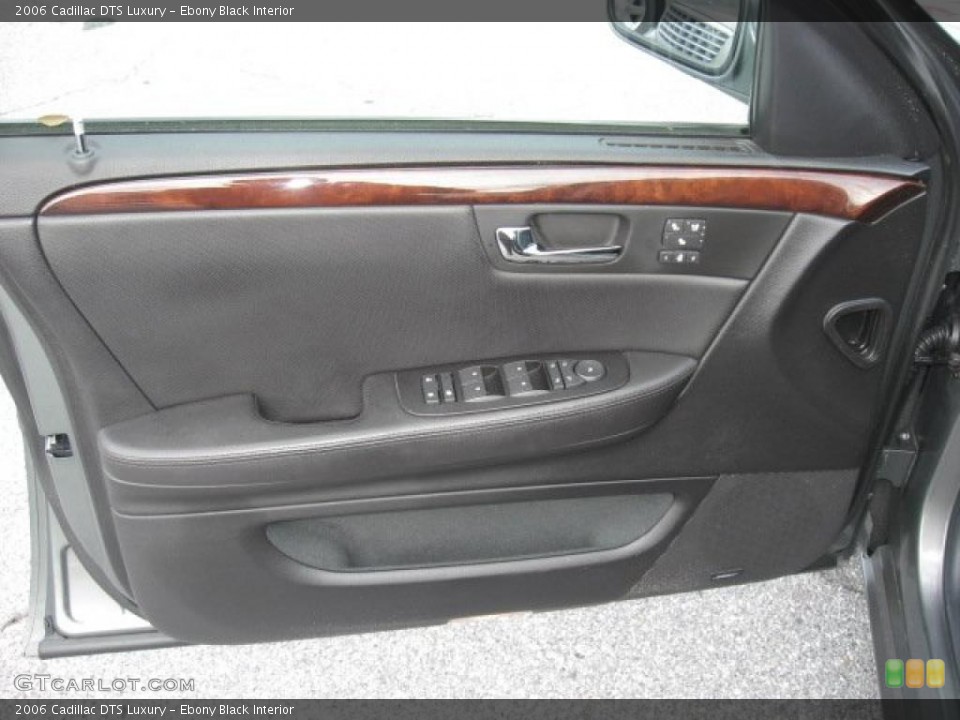 Ebony Black Interior Door Panel for the 2006 Cadillac DTS Luxury #41253541