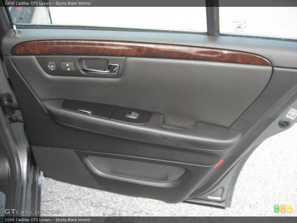 Ebony Black Interior Door Panel for the 2006 Cadillac DTS Luxury #41253577