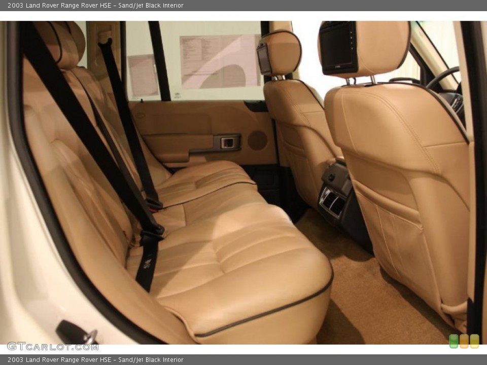 Sand/Jet Black Interior Photo for the 2003 Land Rover Range Rover HSE #41255381