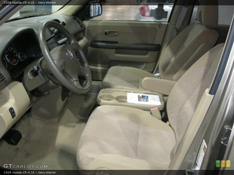 Ivory Interior Photo for the 2006 Honda CR-V LX #41257309