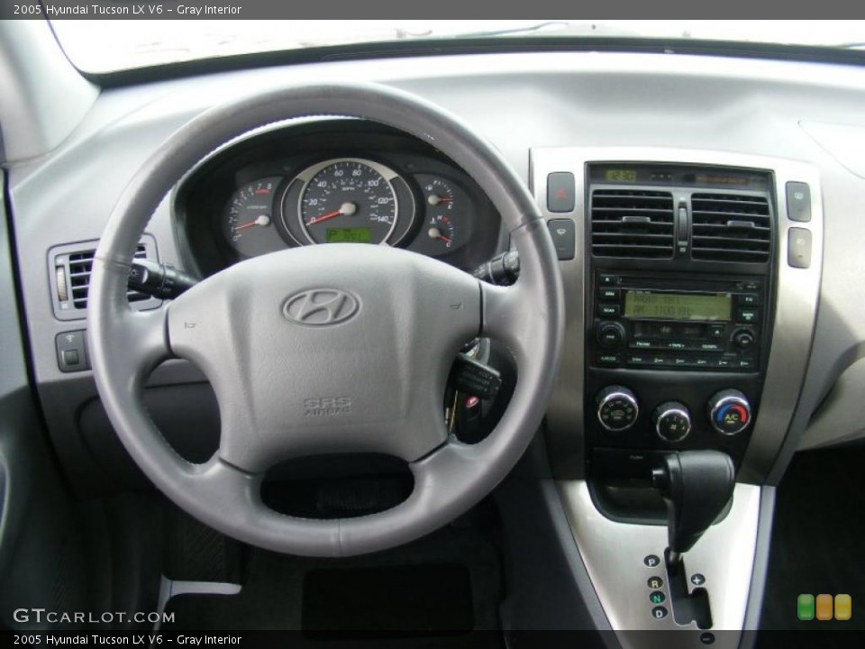 Gray Interior Dashboard for the 2005 Hyundai Tucson LX V6 #41258365