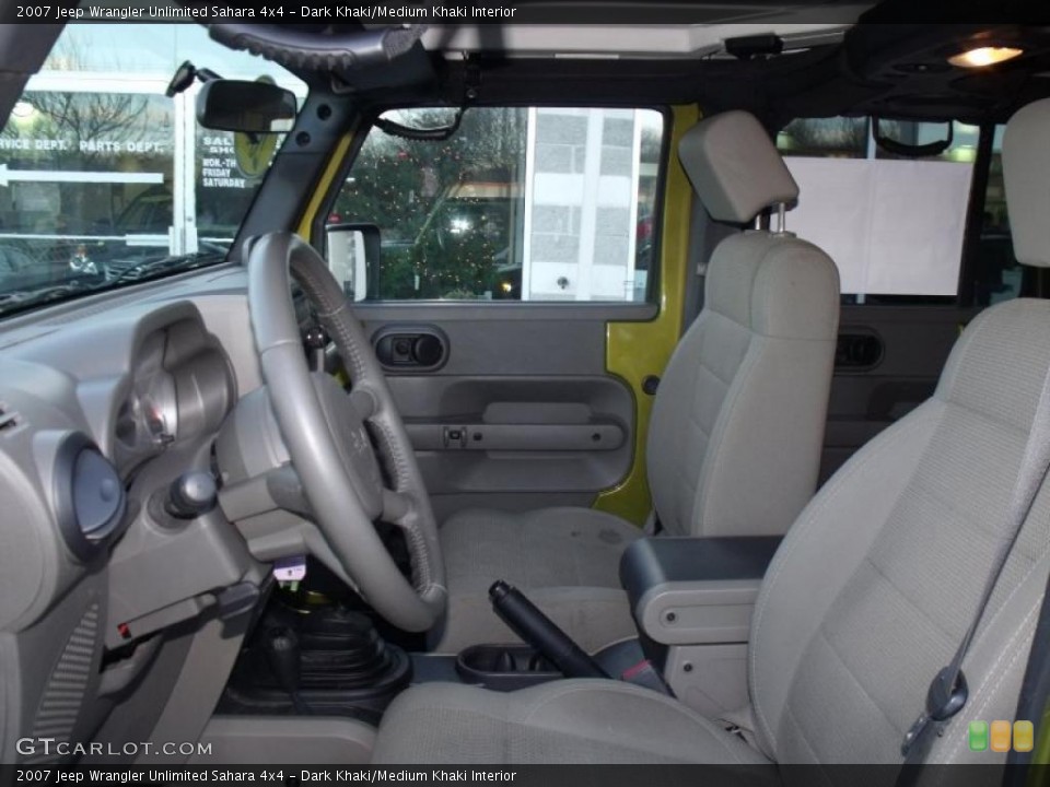 Dark Khaki/Medium Khaki Interior Photo for the 2007 Jeep Wrangler Unlimited Sahara 4x4 #41261125