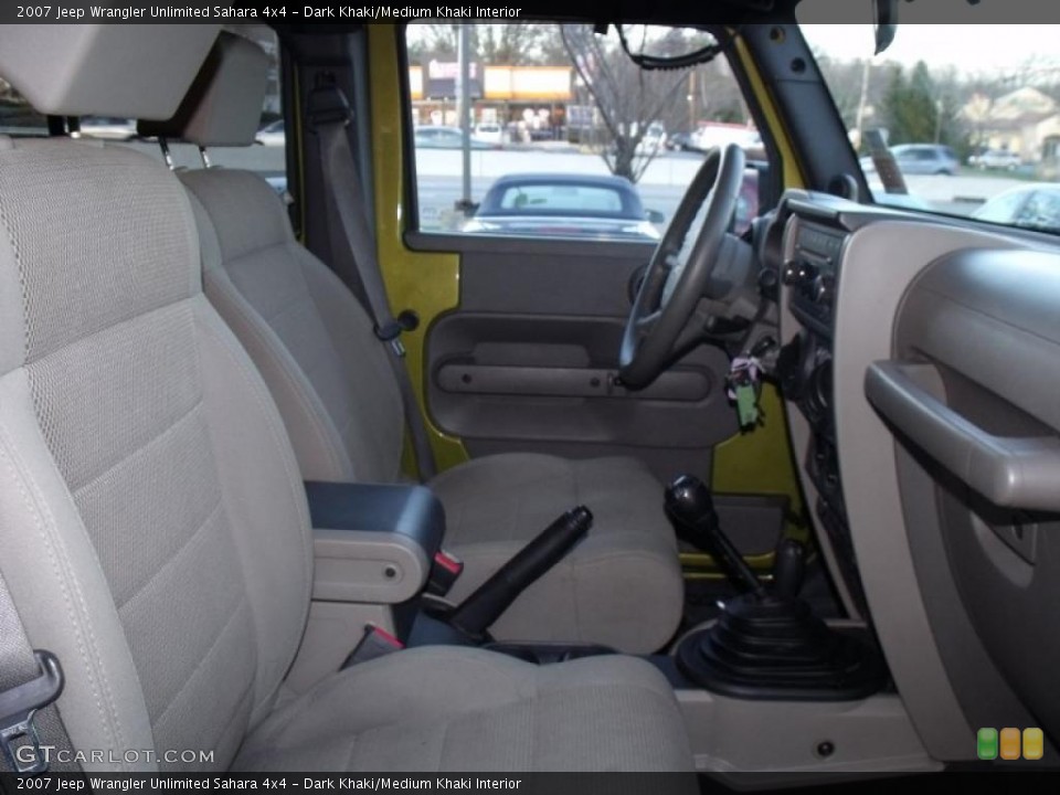 Dark Khaki/Medium Khaki Interior Photo for the 2007 Jeep Wrangler Unlimited Sahara 4x4 #41261189