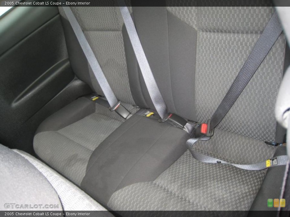 Ebony Interior Photo for the 2005 Chevrolet Cobalt LS Coupe #41262593