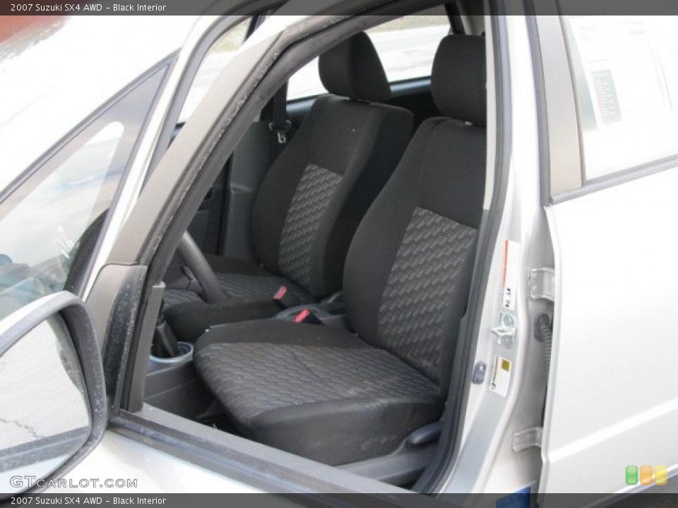 Black Interior Photo for the 2007 Suzuki SX4 AWD #41267589