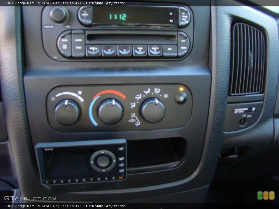 Dark Slate Gray Interior Controls for the 2004 Dodge Ram 1500 SLT Regular Cab 4x4 #41270221