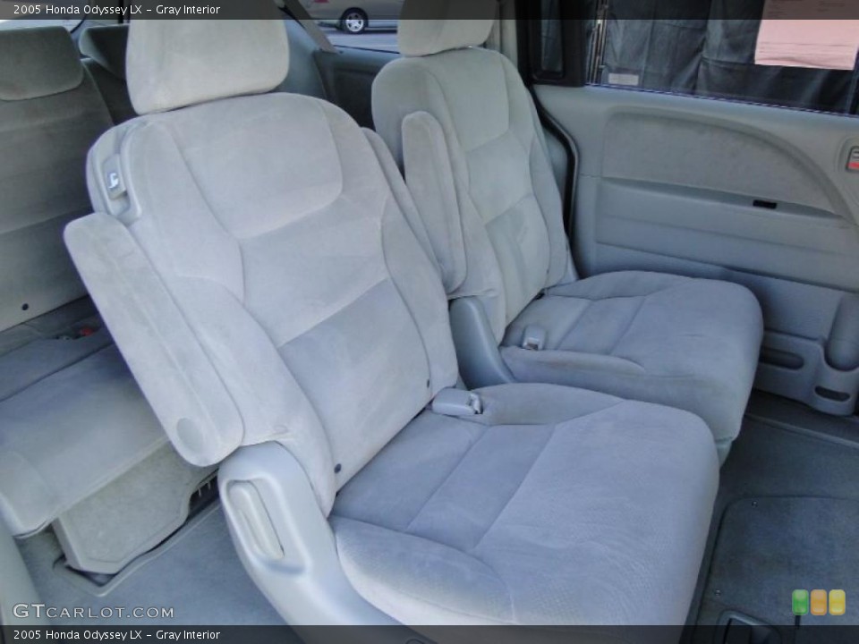 Gray Interior Photo for the 2005 Honda Odyssey LX #41271277
