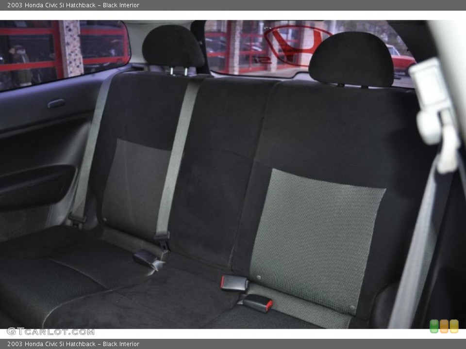 Black Interior Photo for the 2003 Honda Civic Si Hatchback #41274761