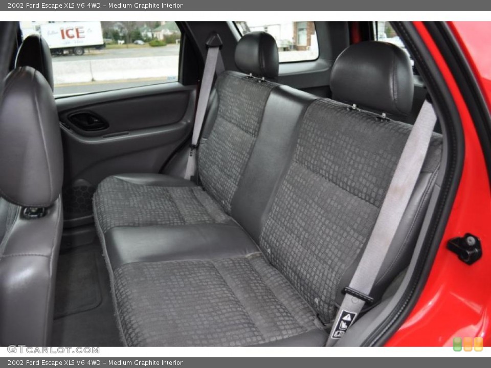 Medium Graphite Interior Photo for the 2002 Ford Escape XLS V6 4WD #41275541