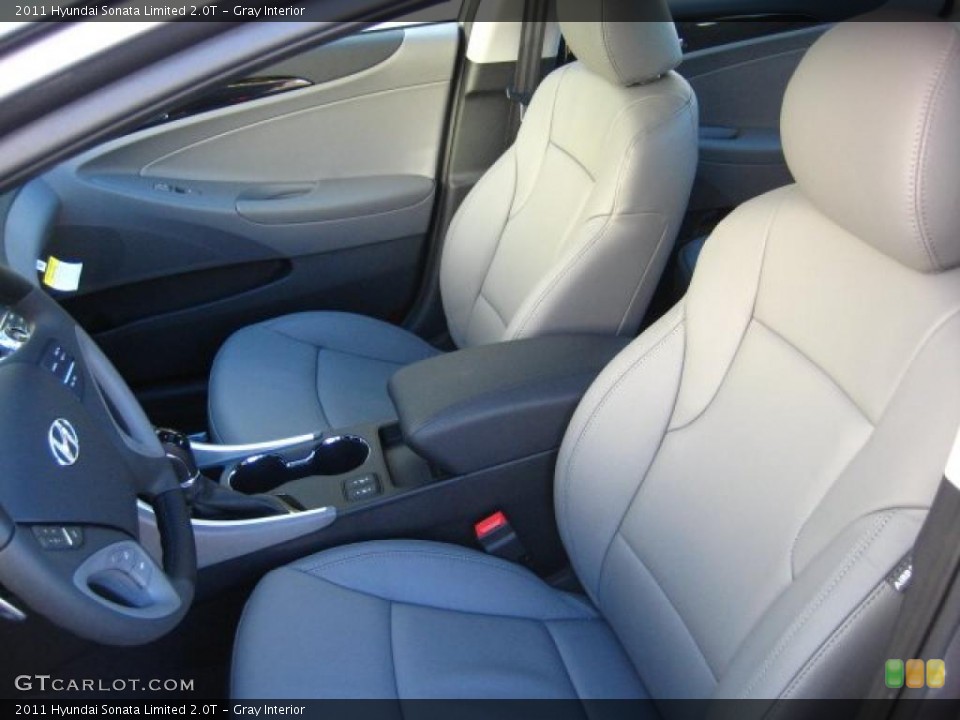 Gray Interior Photo for the 2011 Hyundai Sonata Limited 2.0T #41283297