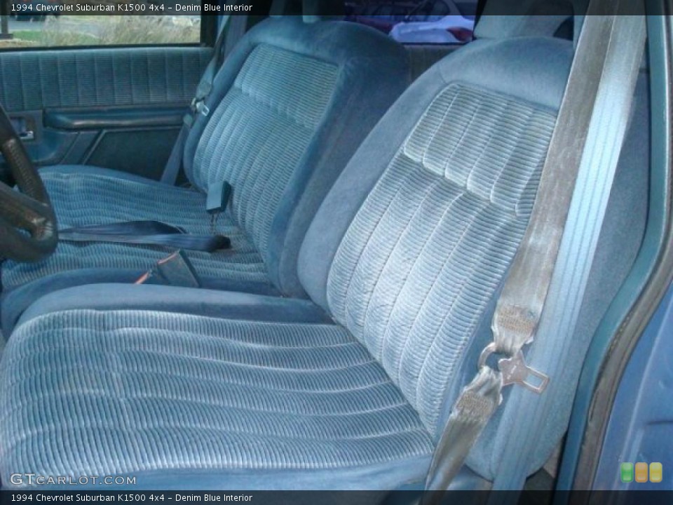 Denim Blue Interior Photo for the 1994 Chevrolet Suburban K1500 4x4 #41288073