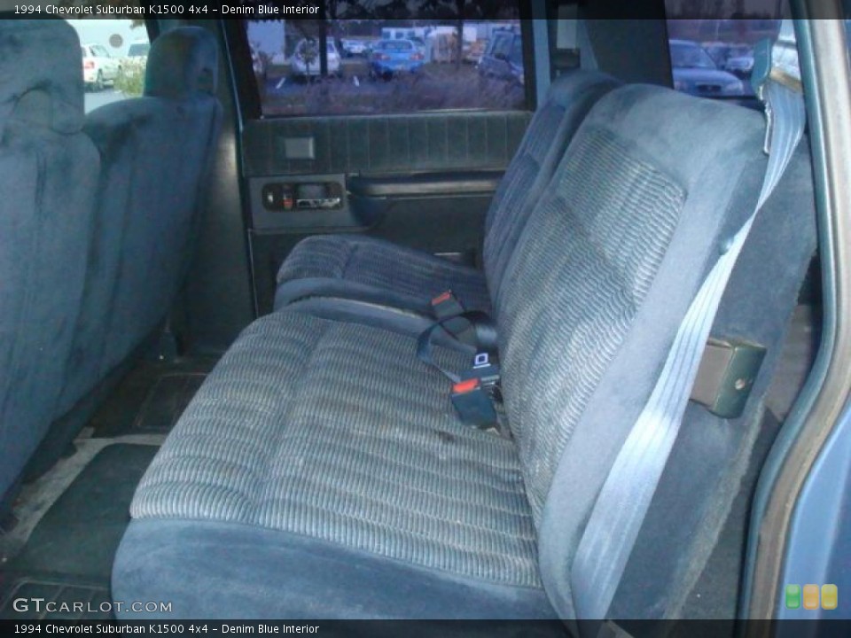 Denim Blue Interior Photo for the 1994 Chevrolet Suburban K1500 4x4 #41288093